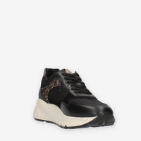 Nero Giardini Sneakers nere con strass
