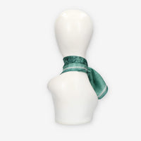 Alviero Martini Prima Classe Foulard quadrato in seta Geo Color verde